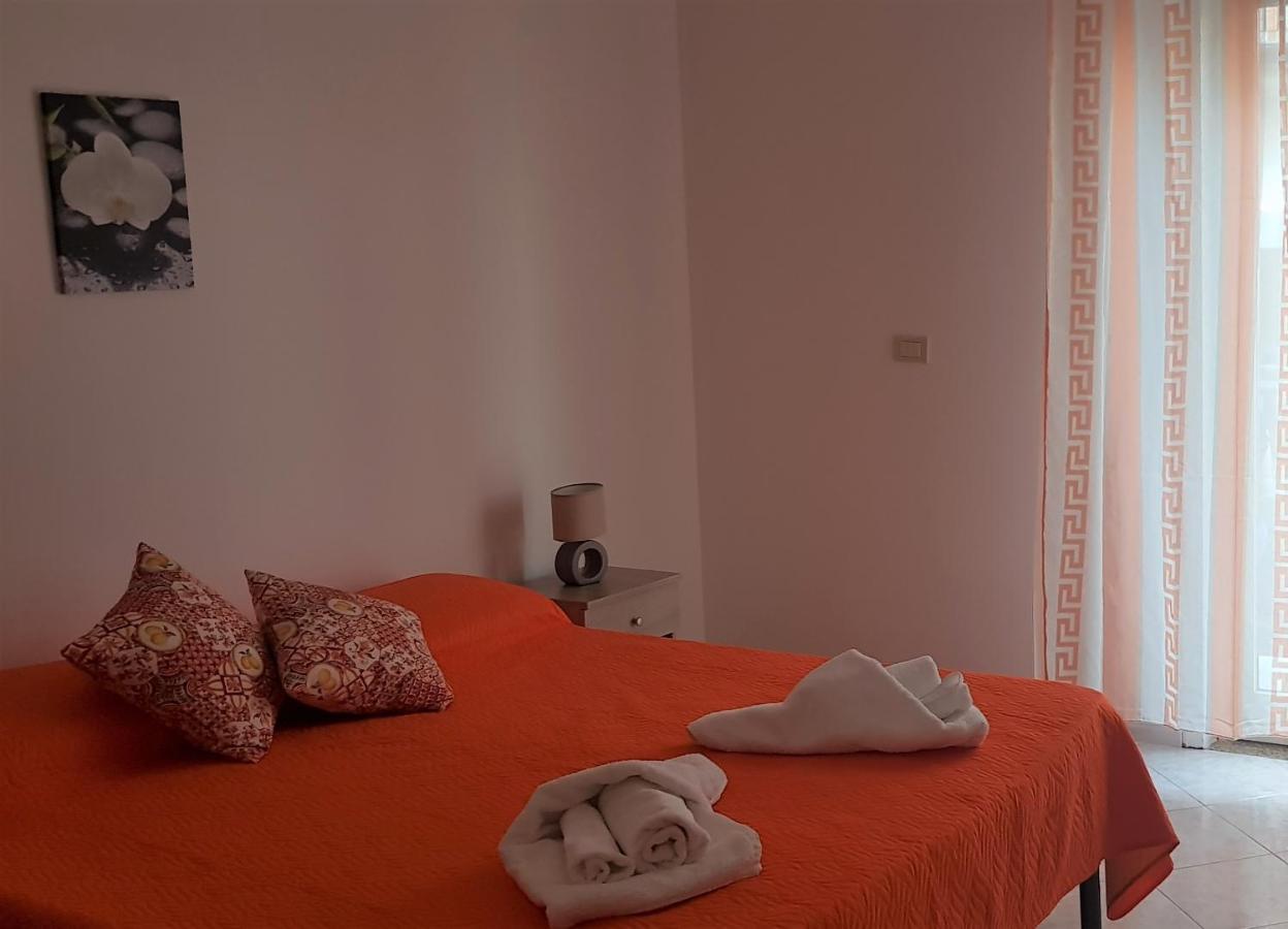 B&B La Costa Di Naxos Giardini Naxos Eksteriør billede