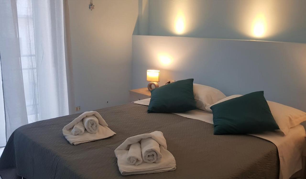 B&B La Costa Di Naxos Giardini Naxos Eksteriør billede