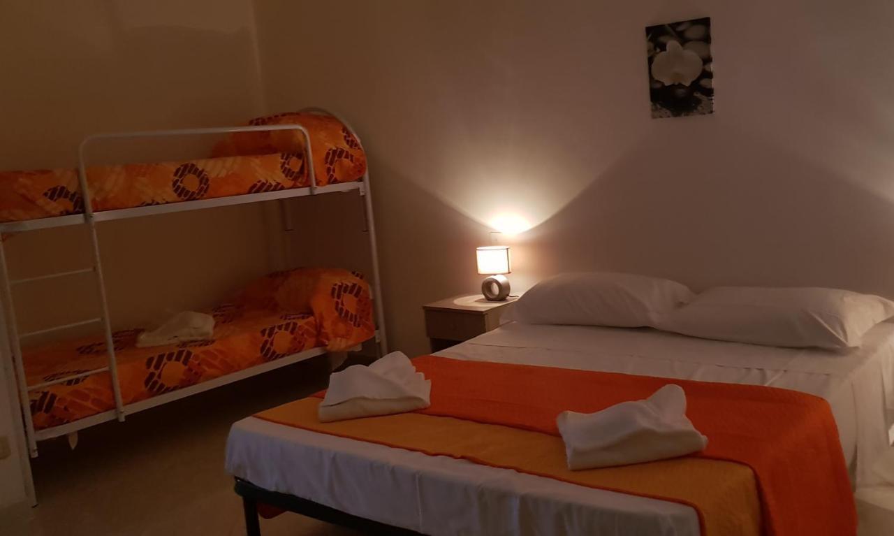 B&B La Costa Di Naxos Giardini Naxos Eksteriør billede